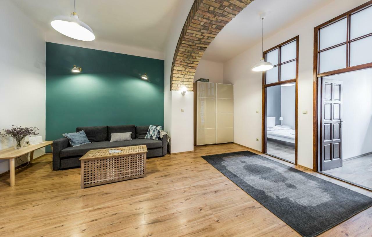 French Touch Apartment With Free Parking Budapest Exterior foto
