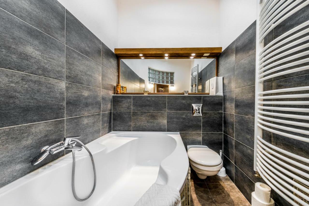 French Touch Apartment With Free Parking Budapest Exterior foto